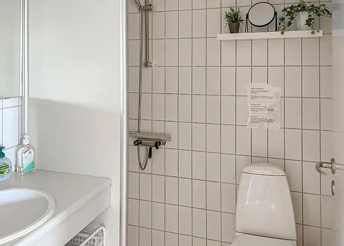 Cozy In With Wifi - G11307 * Rudkøbing